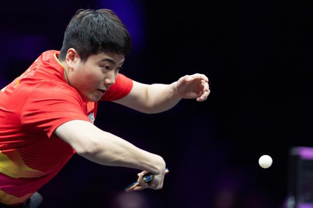 （体育）（4）乒乓球——WTT重庆冠军赛：梁靖崑晋级XxjpseC007139_20250313_PEPFN0A001.jpg